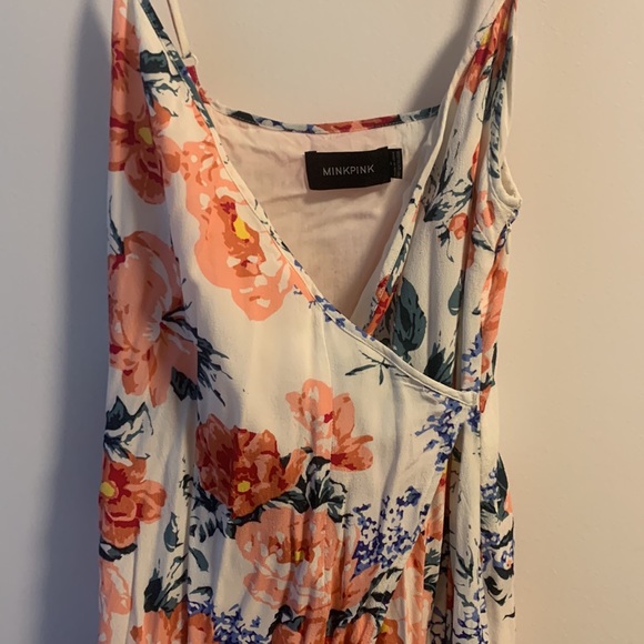 Never worn/Perfect condition MINKPINK Size Small Floral Maxi Wrap Dress - Picture 5 of 8